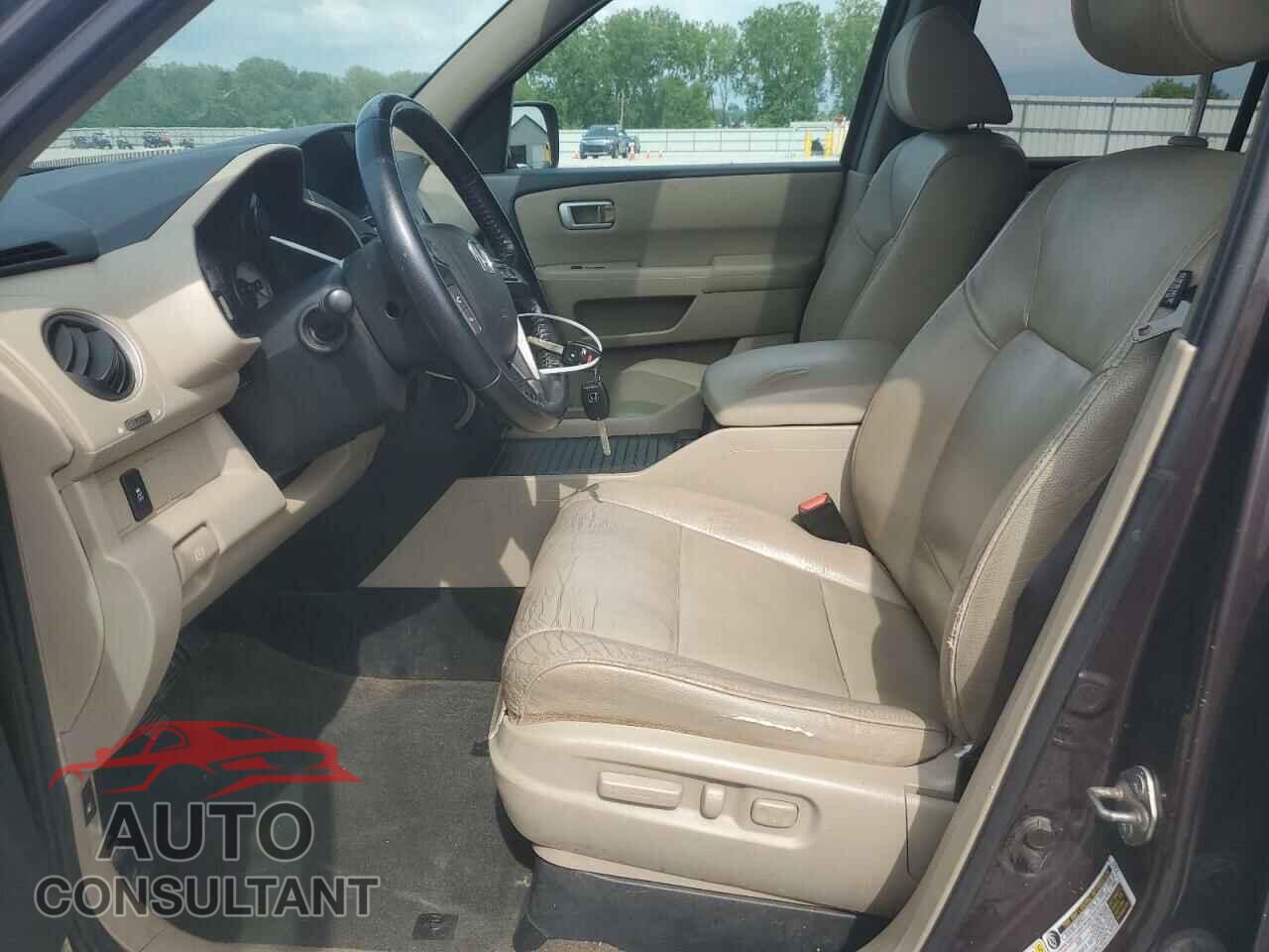 HONDA PILOT 2013 - 5FNYF4H56DB080940