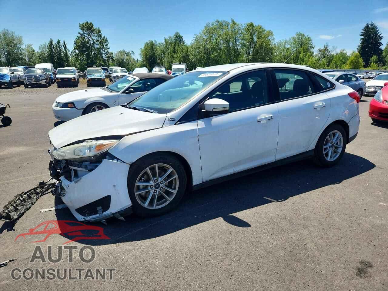 FORD FOCUS 2015 - 1FADP3F22FL220521