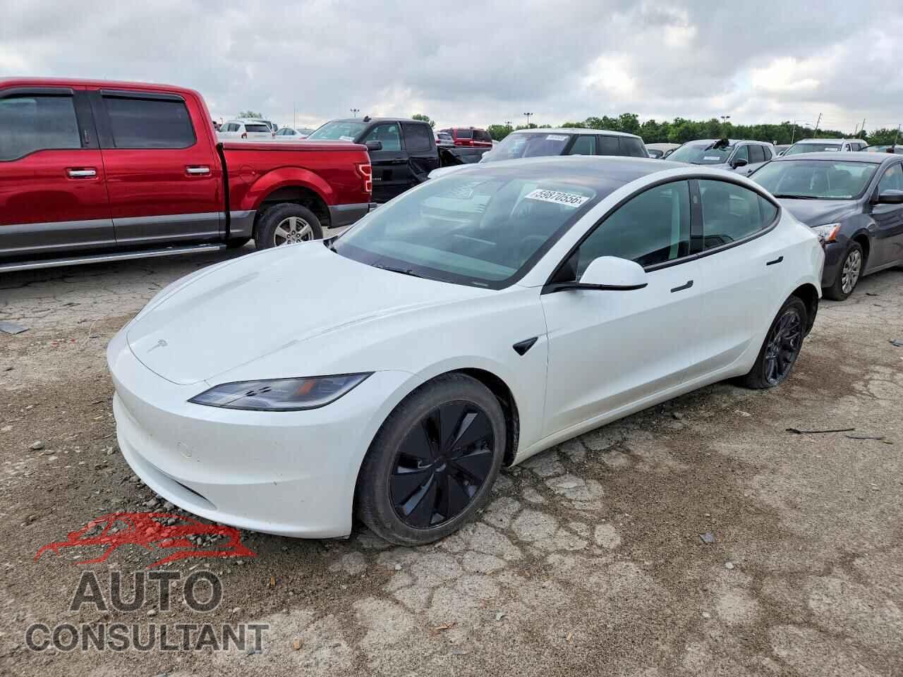 TESLA MODEL 3 2025 - 5YJ3E1EB9SF007855