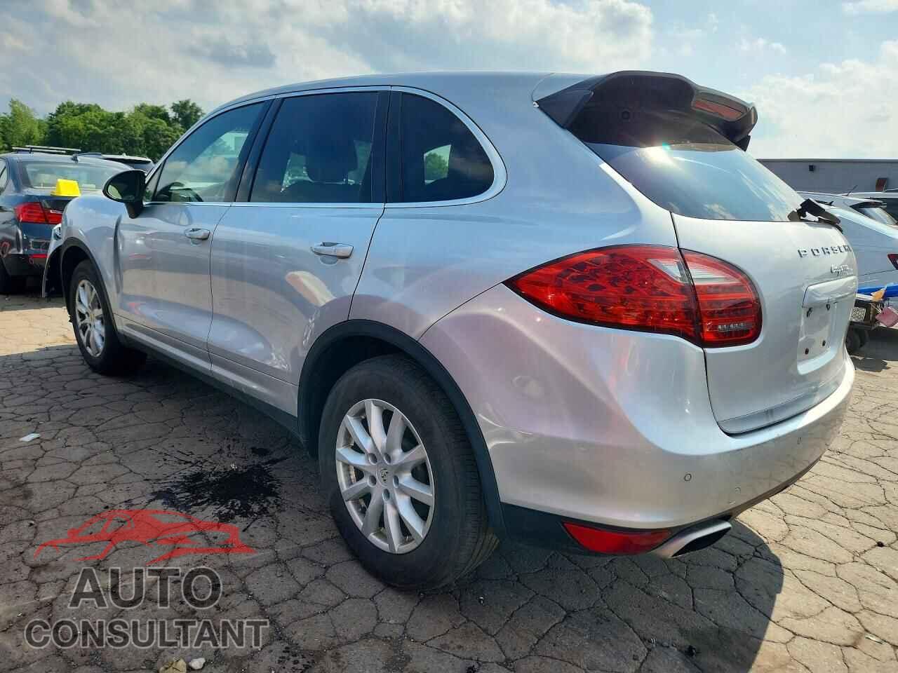 PORSCHE CAYENNE 2012 - WP1AA2A25CLA08612