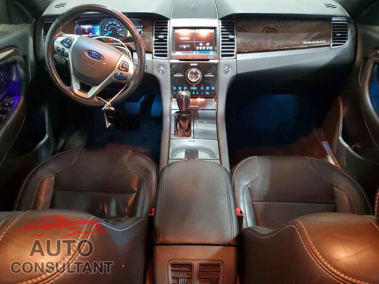FORD TAURUS 2015 - 1FAHP2F81FG116093