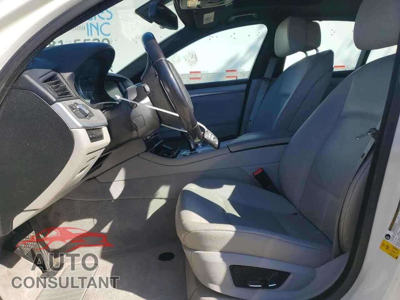 BMW 5 SERIES 2013 - WBAFR7C56DC818785