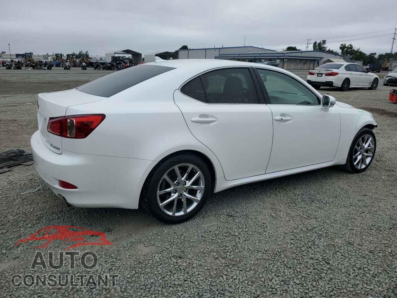 LEXUS IS 2012 - JTHBF5C20C5160046