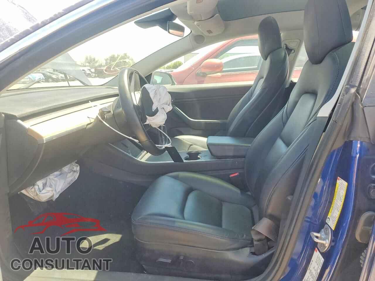 TESLA MODEL 3 2018 - 5YJ3E1EB9JF063907