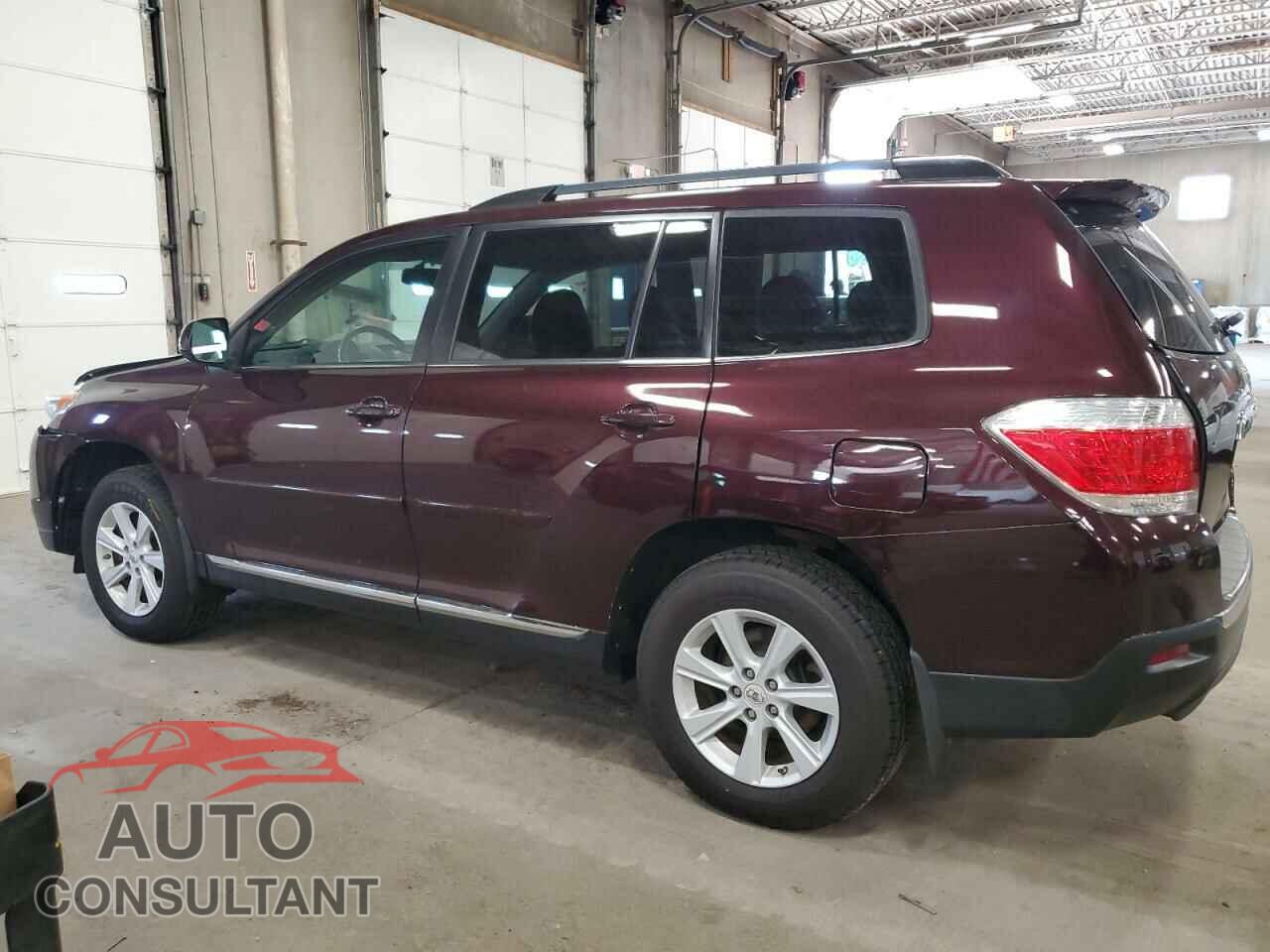 TOYOTA HIGHLANDER 2012 - 5TDBK3EH5CS152294