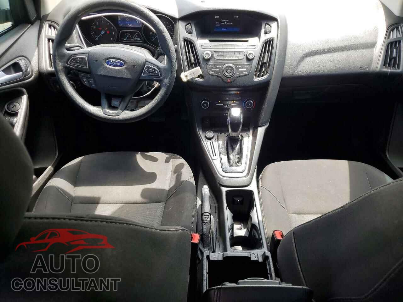 FORD FOCUS 2016 - 1FADP3F27GL320163