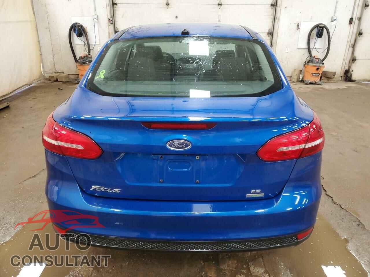 FORD FOCUS 2018 - 1FADP3FE9JL302068