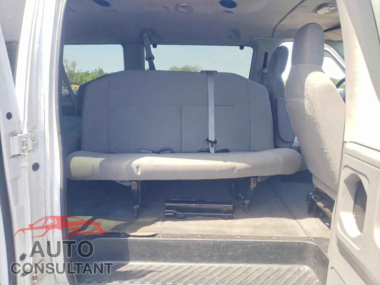 FORD ECONOLINE 2010 - 1FBNE3BL2ADA50039