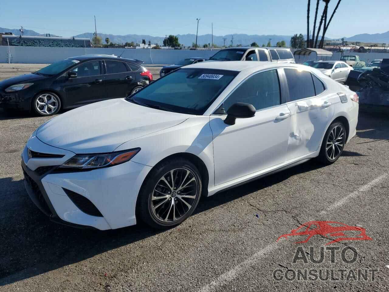 TOYOTA CAMRY 2018 - JTNB11HK5J3073586