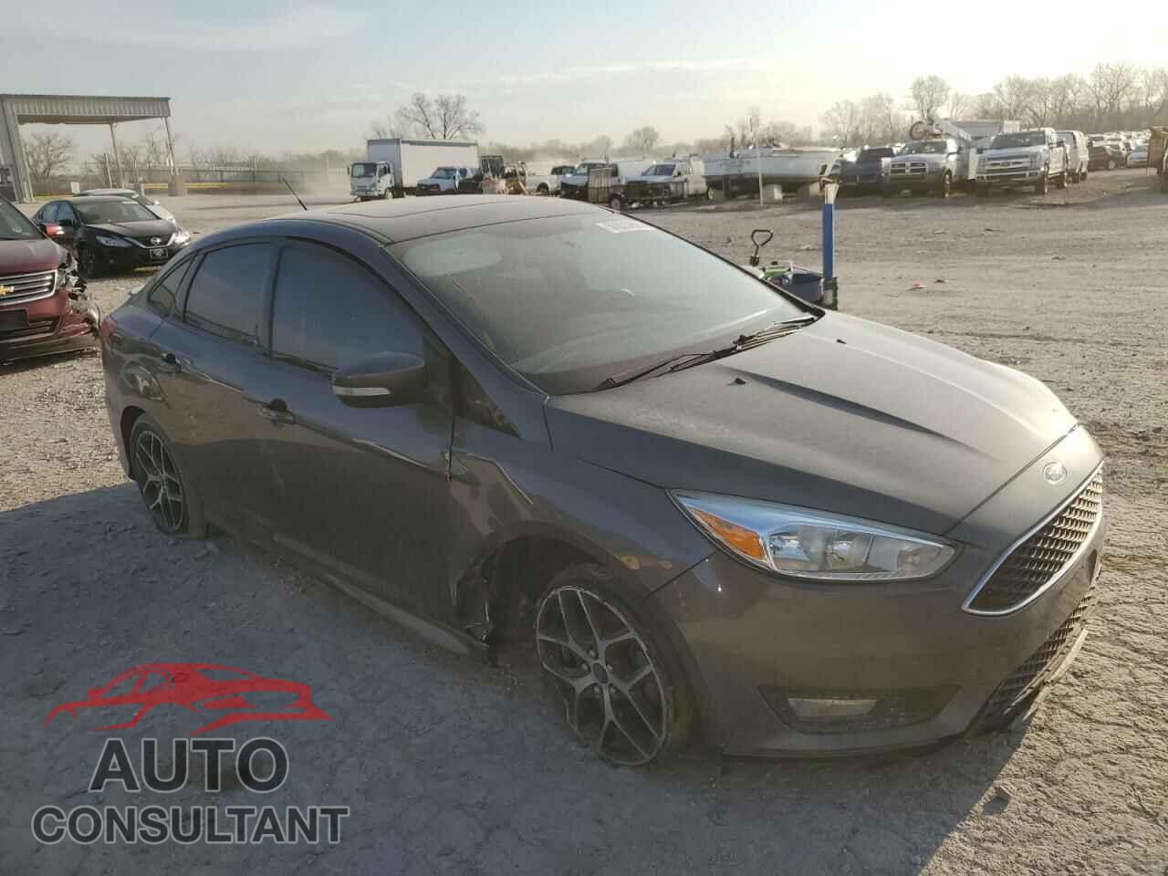 FORD FOCUS 2016 - 1FADP3F26GL262613