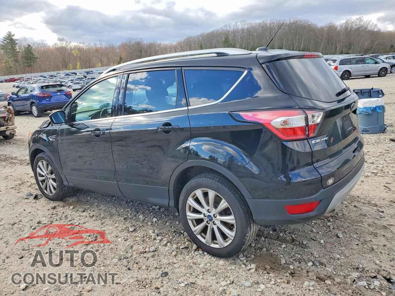 FORD ESCAPE 2017 - 1FMCU9JD6HUC70082