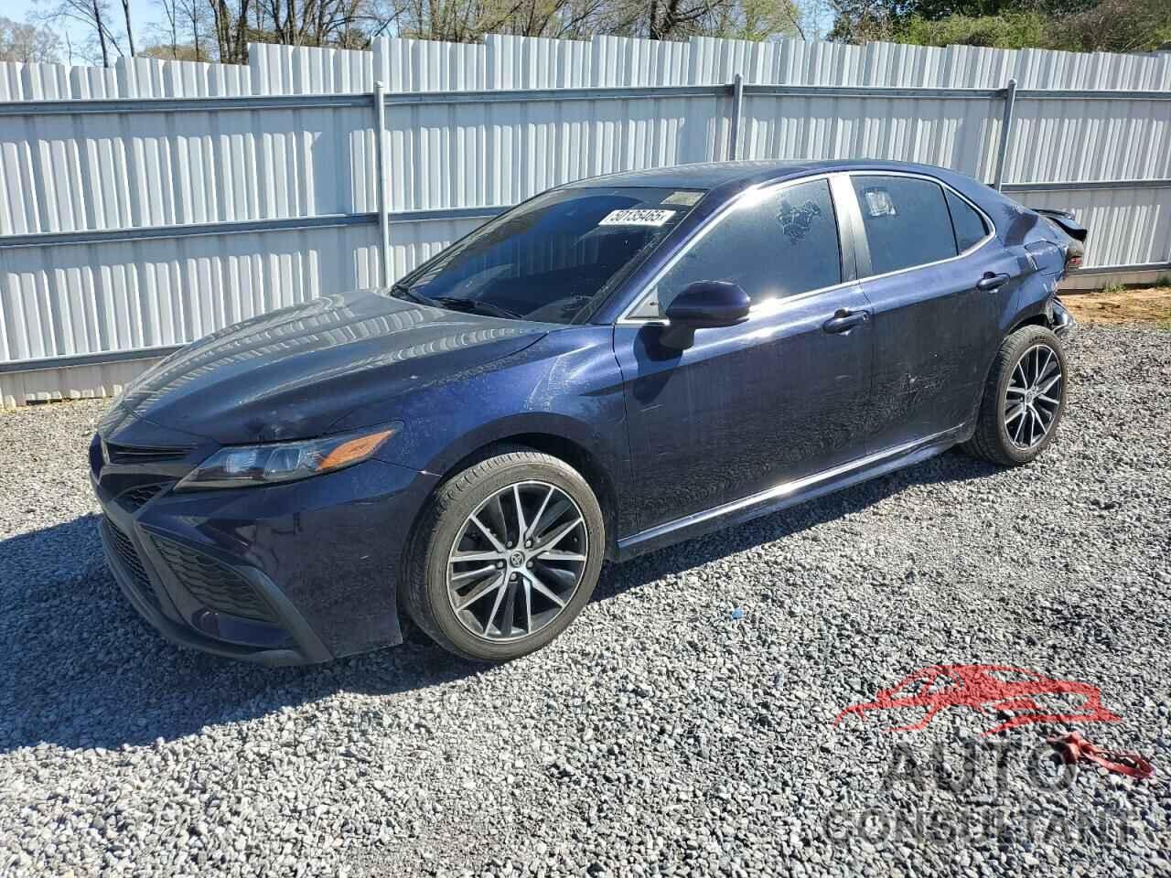 TOYOTA CAMRY 2021 - 4T1G11AK0MU568227