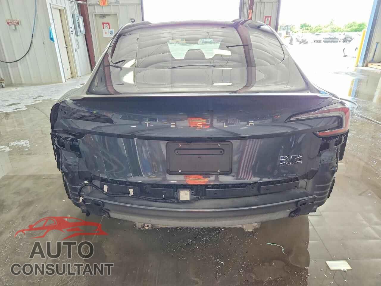 TESLA MODEL 3 2025 - 5YJ3E1ET2SF935581