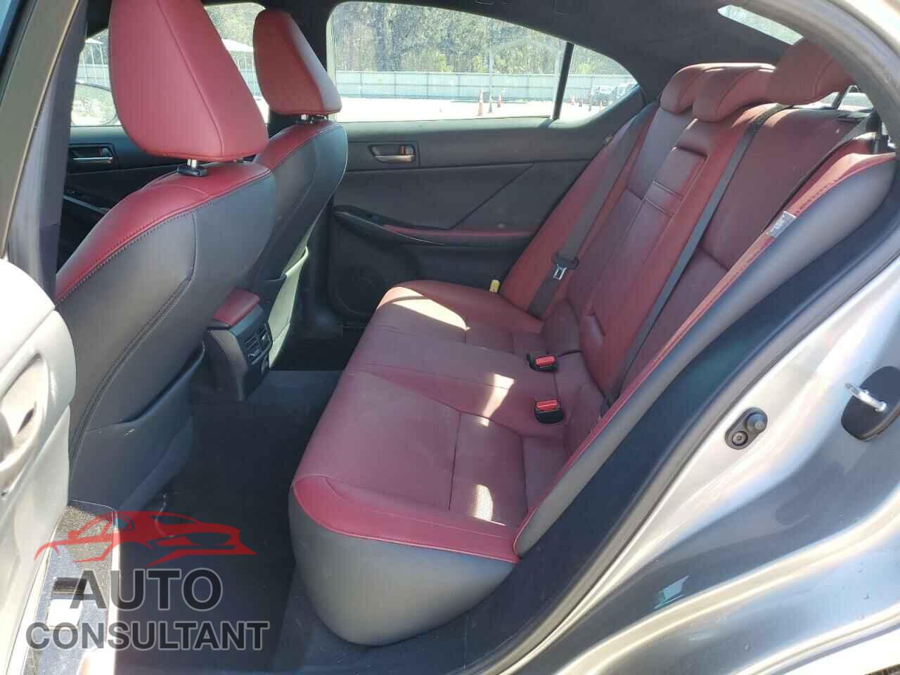 LEXUS IS 2021 - JTHCA1D22M5114522