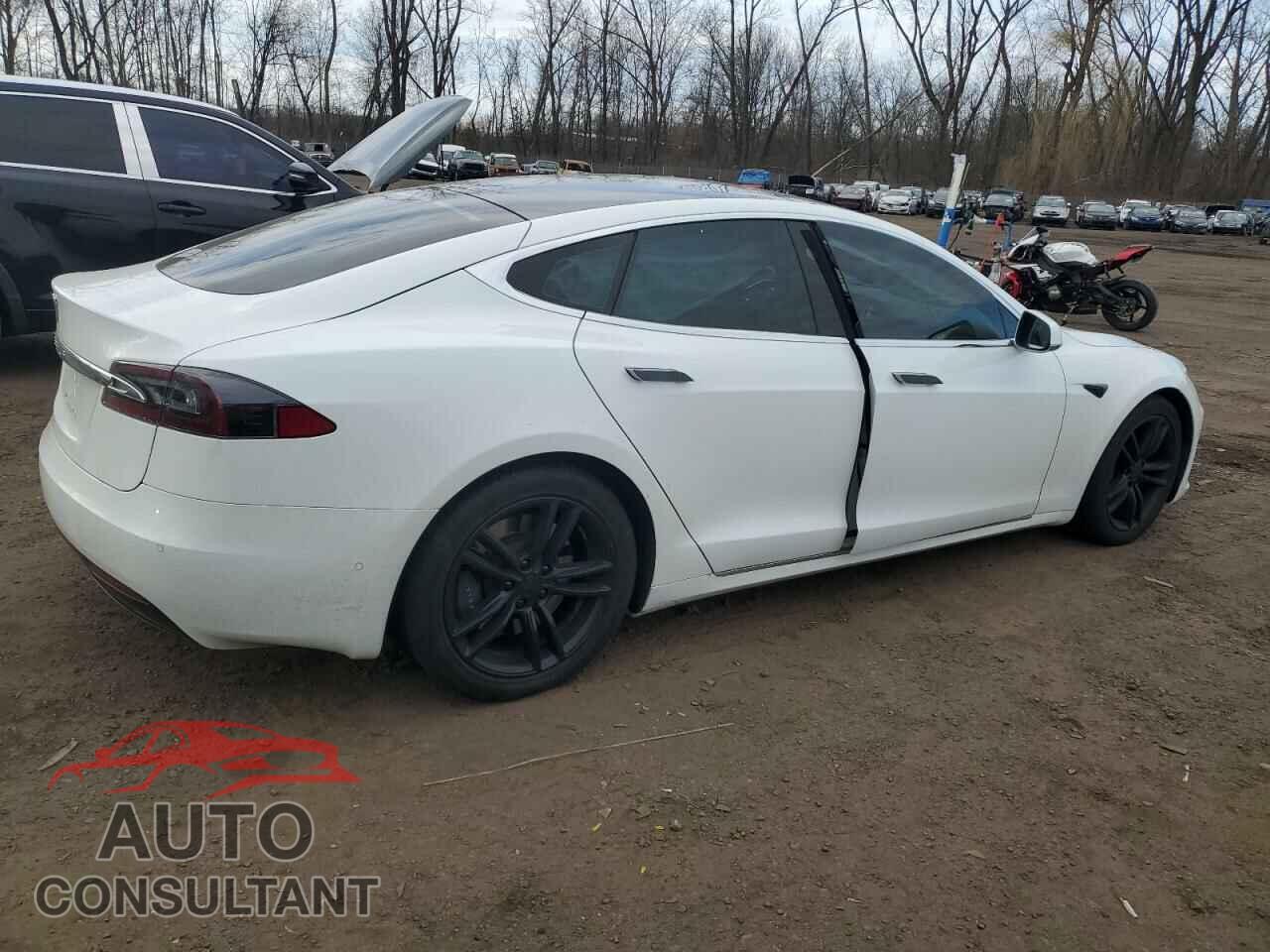 TESLA MODEL S 2017 - 5YJSA1E27HF198210