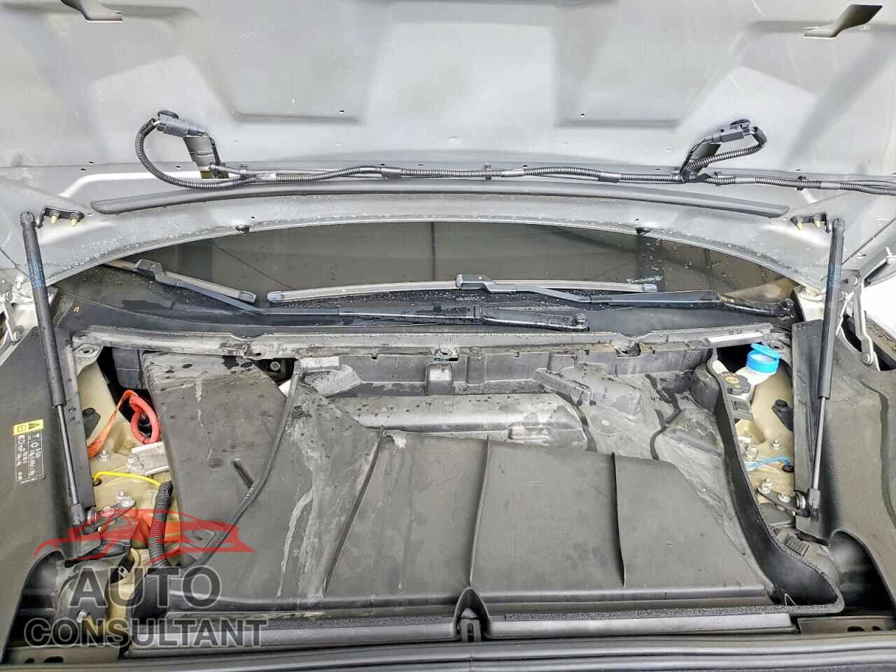 TESLA MODEL S 2018 - 5YJSA1E23JF275399