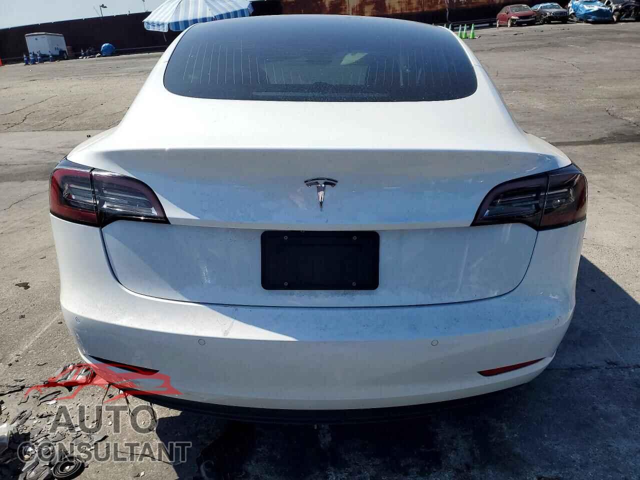 TESLA MODEL 3 2019 - 5YJ3E1EA5KF416619