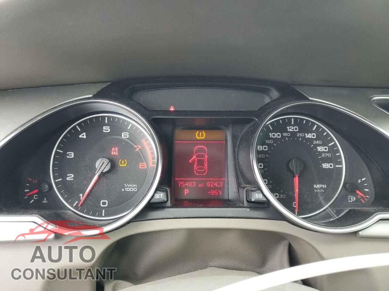 AUDI A5 2011 - WAUAFAFH5BN009186