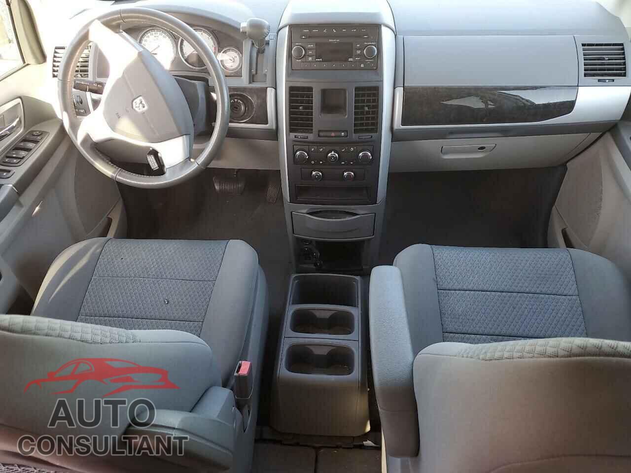 DODGE CARAVAN 2010 - 2D4RN5D12AR177796