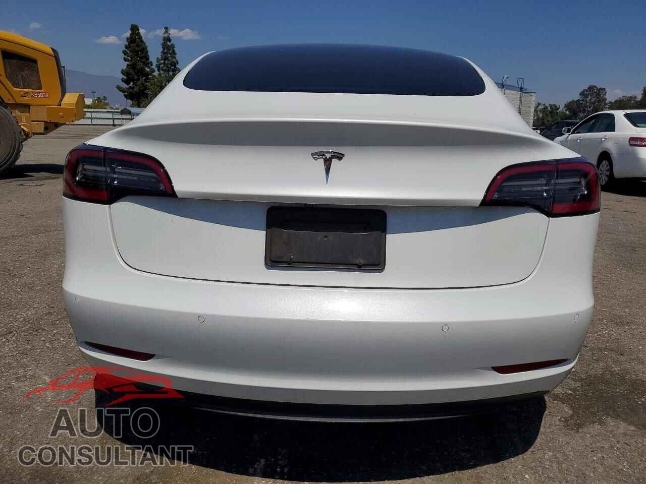 TESLA MODEL 3 2021 - 5YJ3E1EA8MF929642
