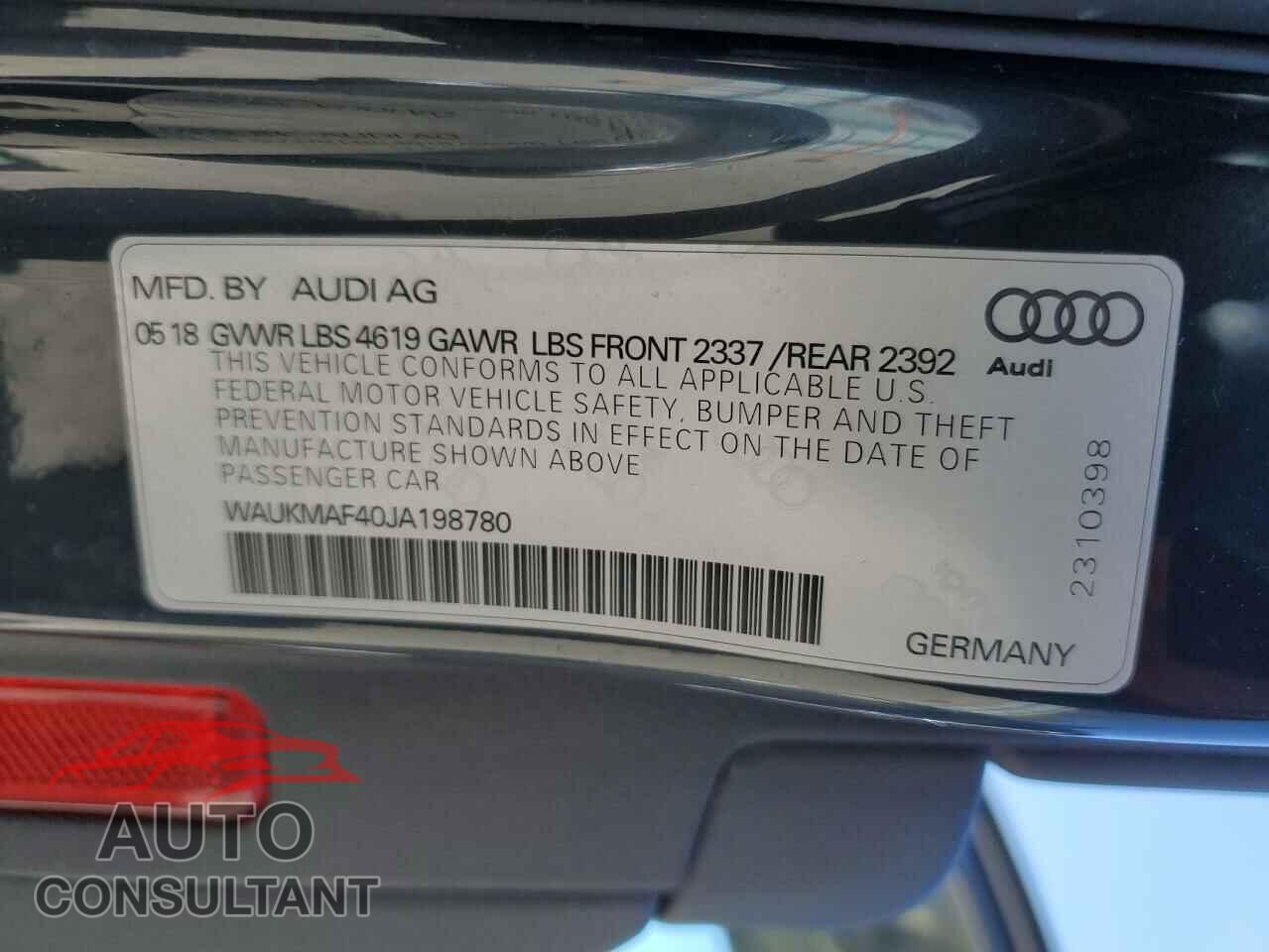 AUDI A4 2018 - WAUKMAF40JA198780