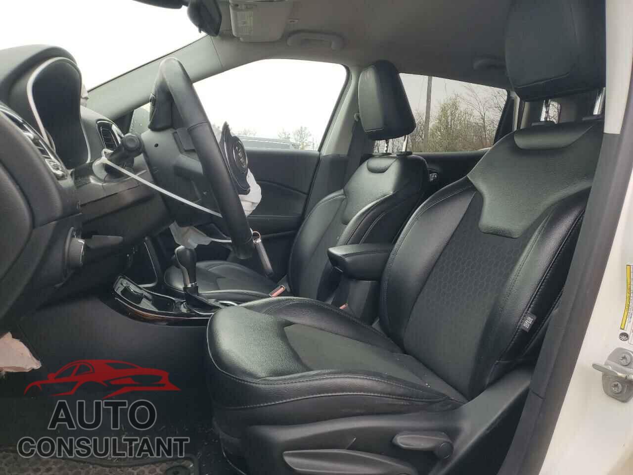 JEEP COMPASS 2018 - 3C4NJDBB0JT453466