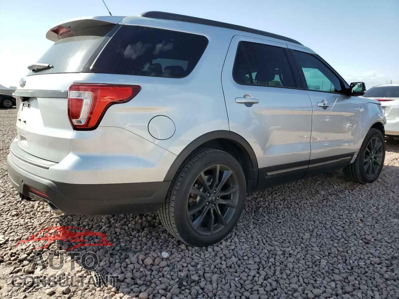 FORD EXPLORER 2018 - 1FM5K7D8XJGB44409