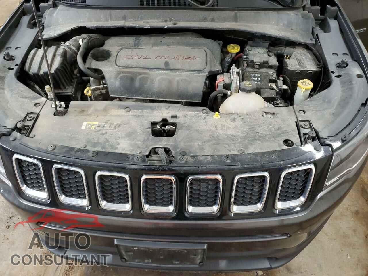JEEP COMPASS 2018 - 3C4NJDBB7JT185340