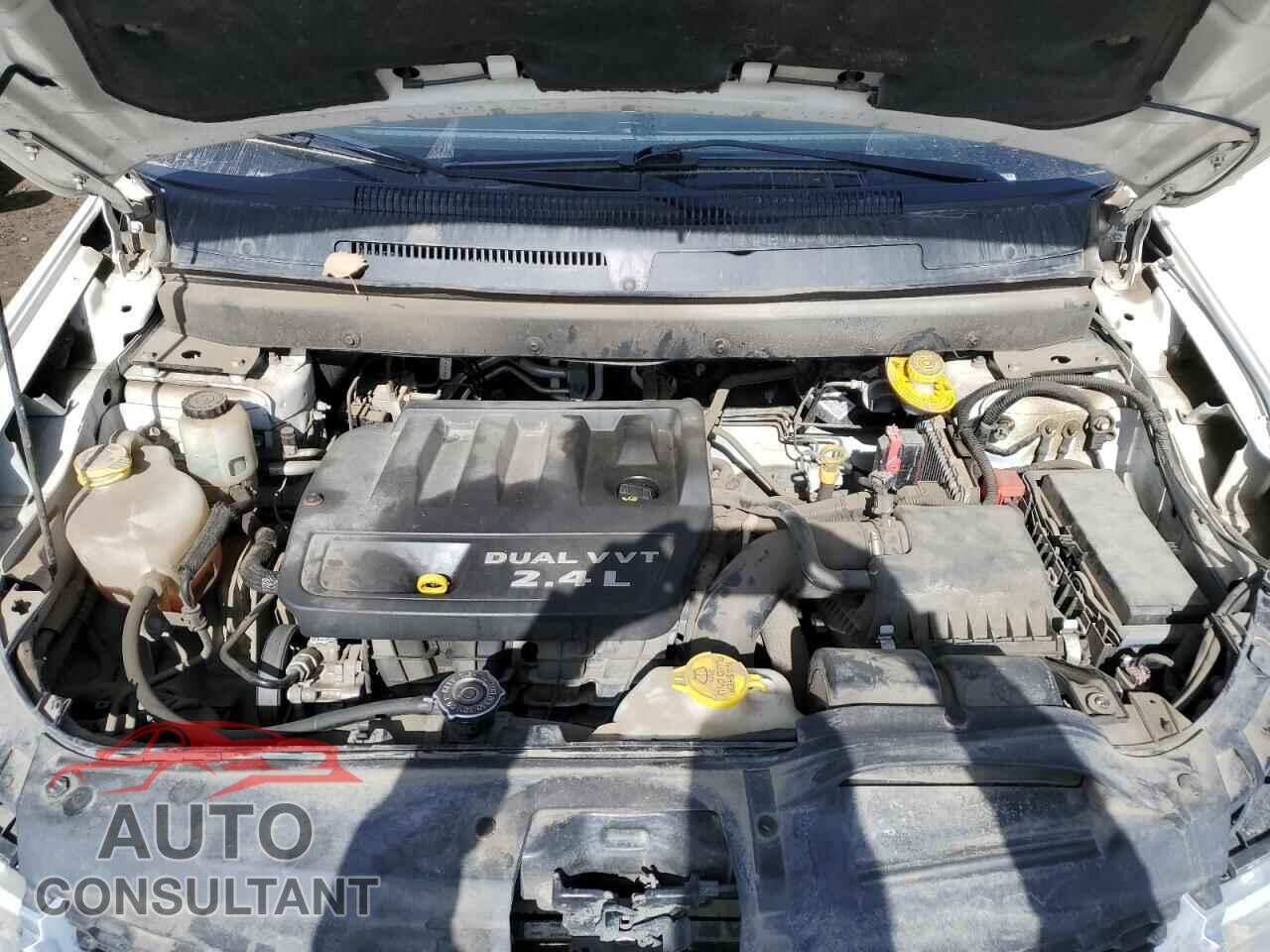 DODGE JOURNEY 2015 - 3C4PDCAB9FT582325