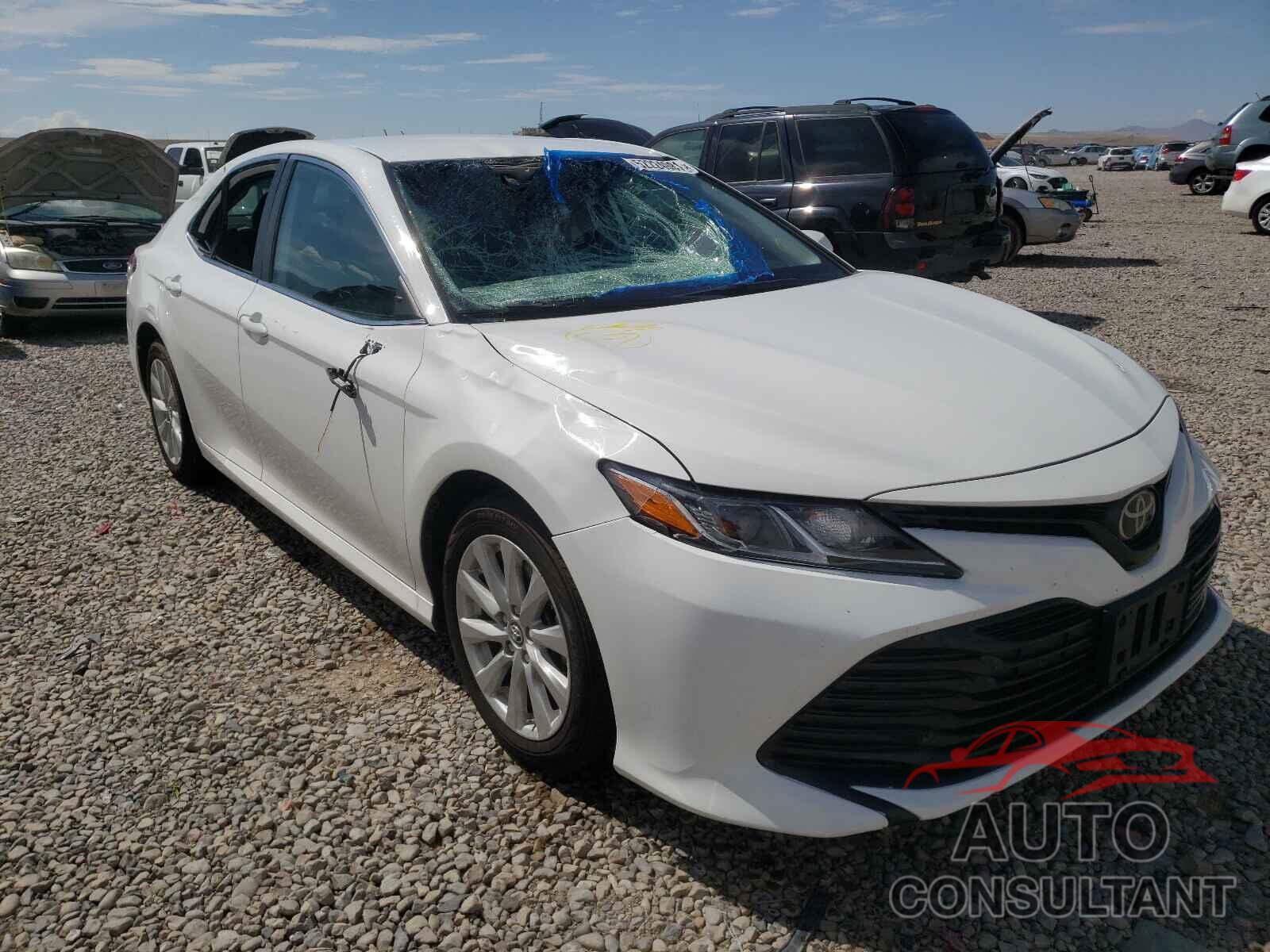 TOYOTA CAMRY 2019 - 4T1B11HK6KU240520