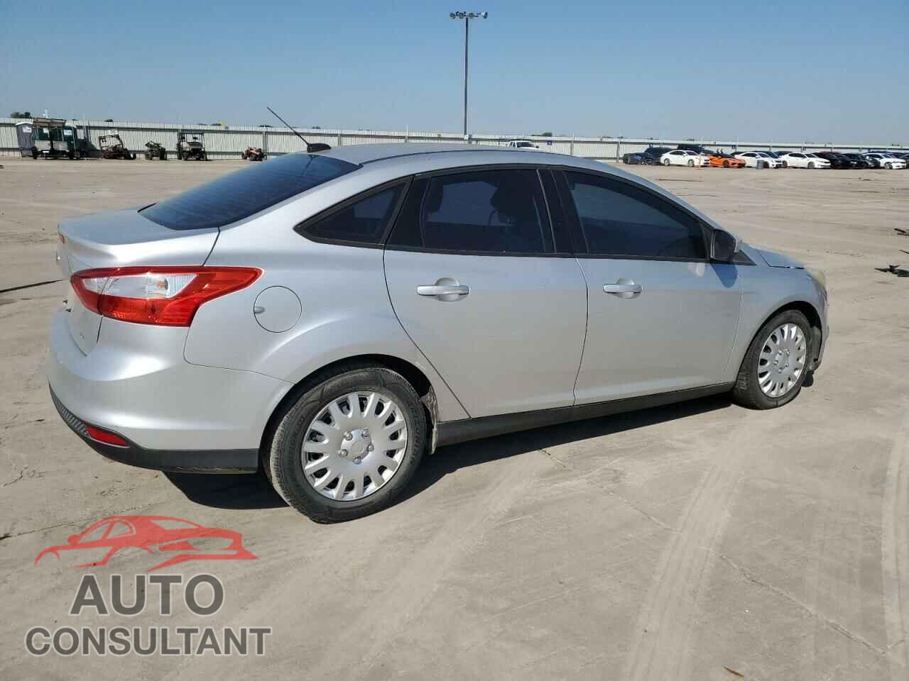 FORD FOCUS 2012 - 1FAHP3F23CL174243