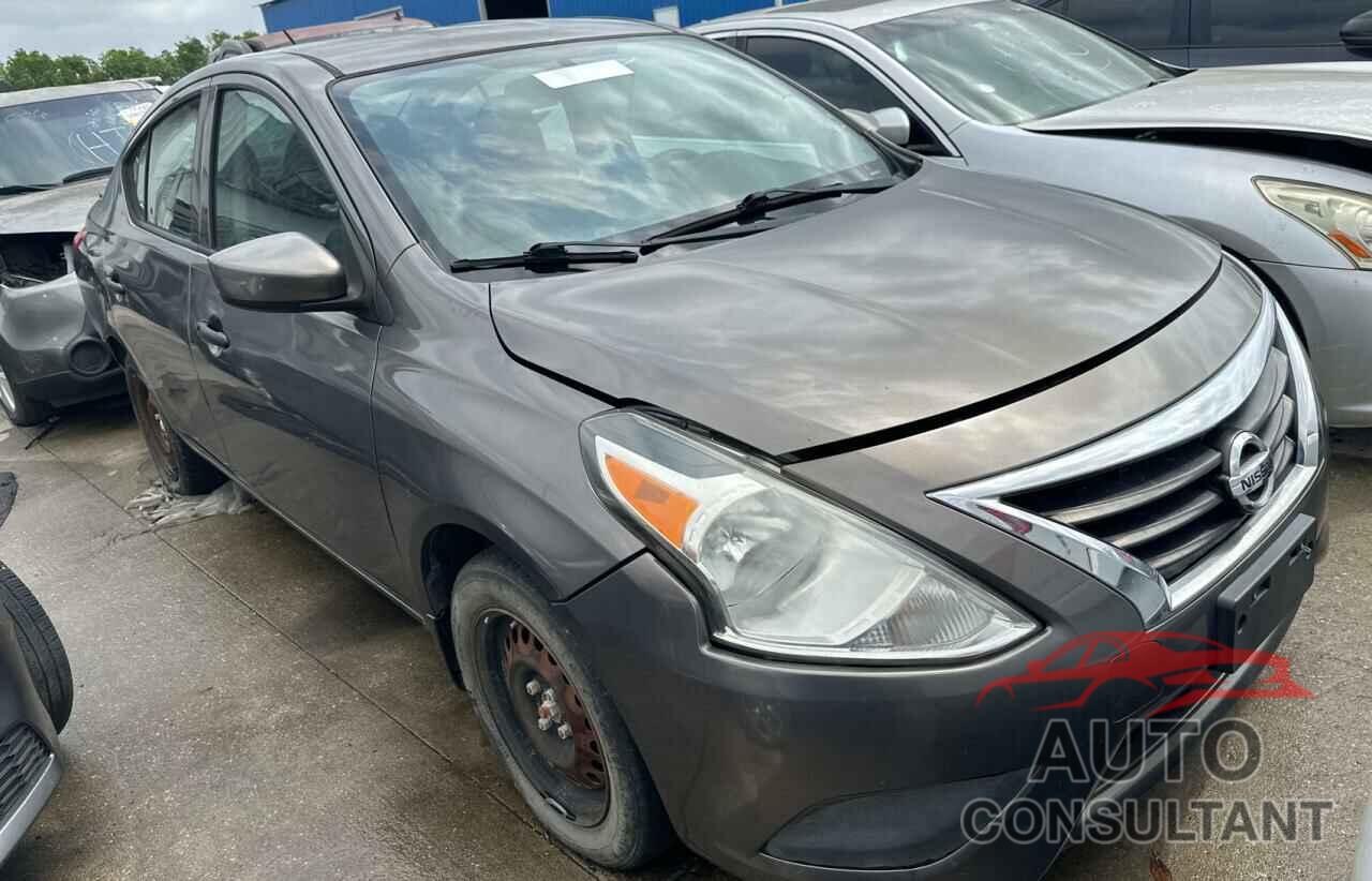 NISSAN VERSA 2017 - 3N1CN7AP8HL858840