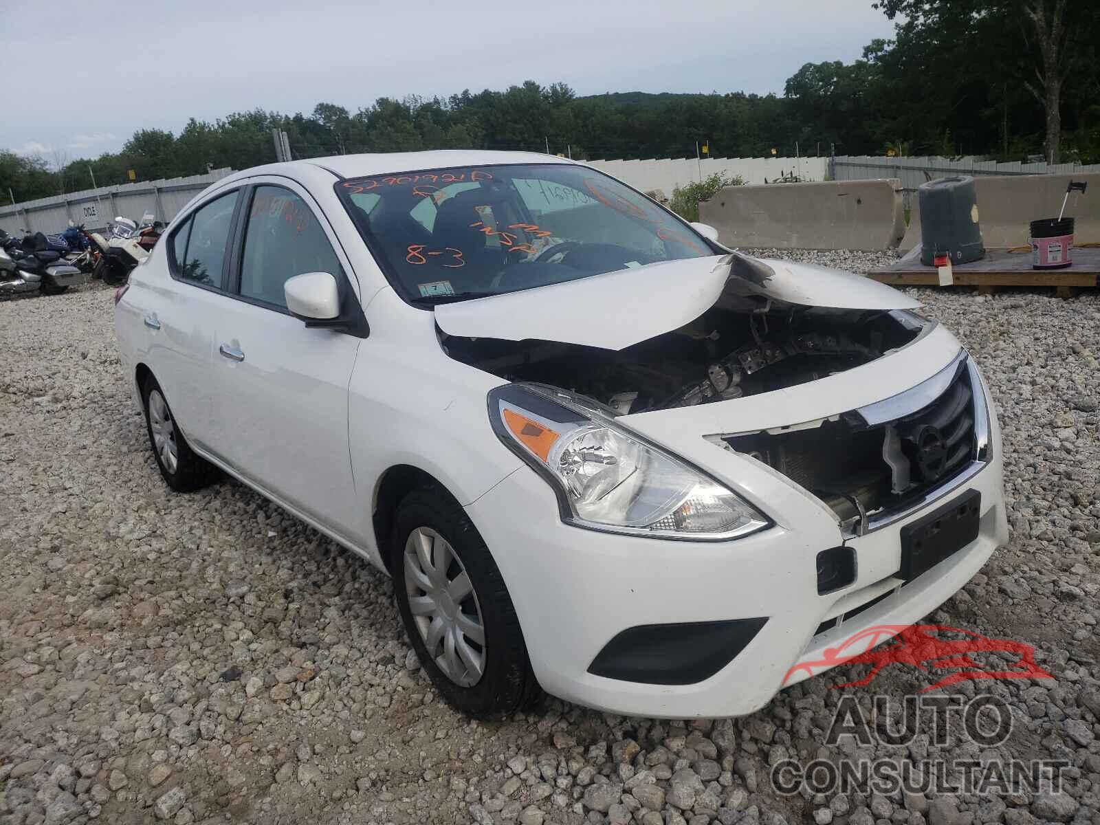 NISSAN VERSA 2017 - 3N1CN7APXHL845247