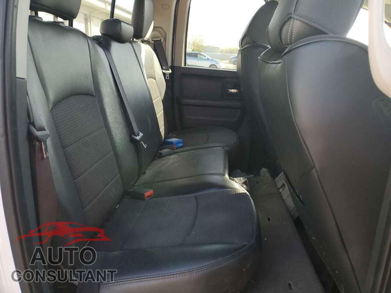 DODGE RAM 1500 2012 - 1C6RD7HT7CS280373