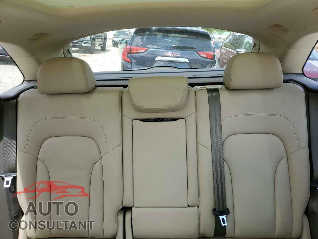 AUDI Q5 2017 - WA1L2AFP4HA042429