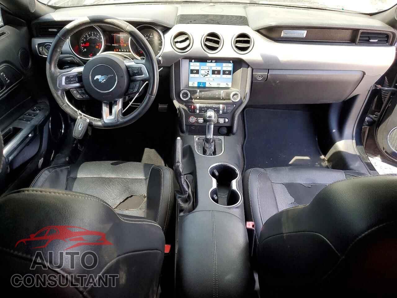 FORD MUSTANG 2018 - 1FATP8UH3J5109554