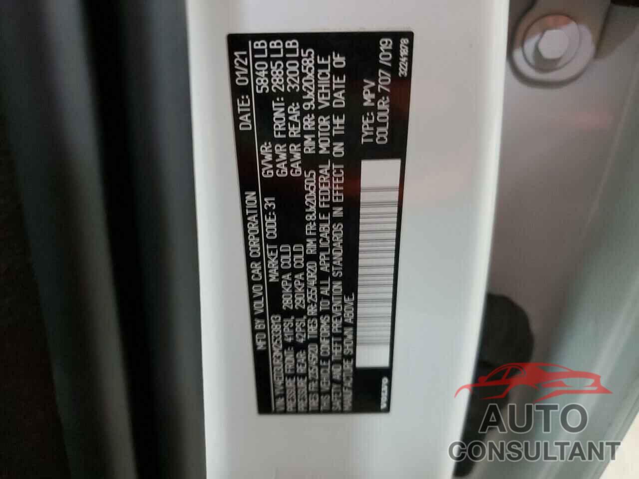 VOLVO XC40 2021 - YV4ED3UR3M2533813