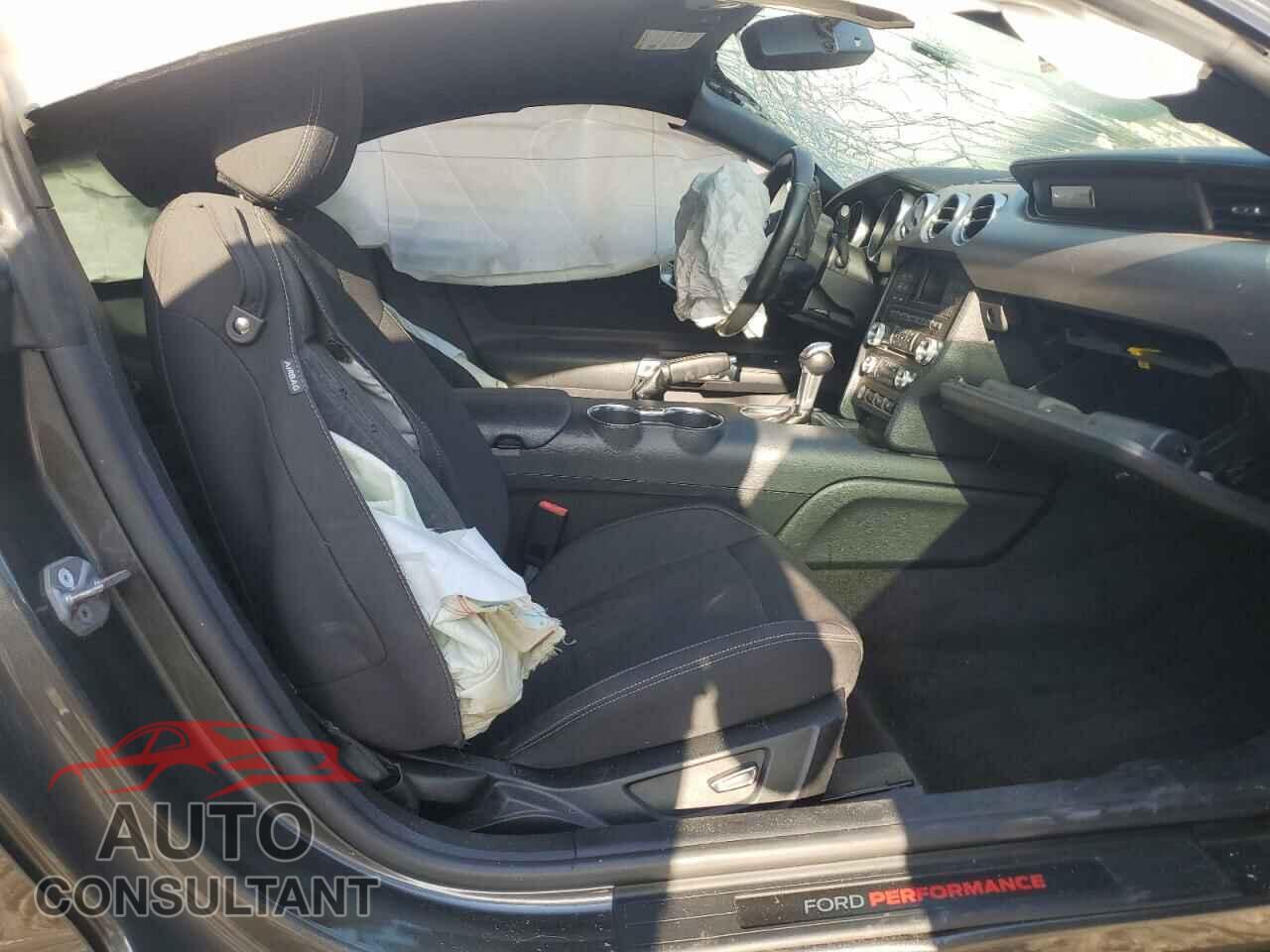 FORD MUSTANG 2018 - 1FA6P8CF4J5128093