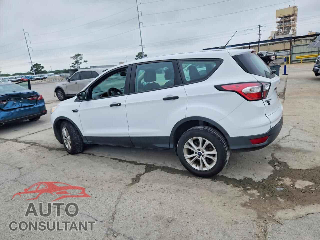 FORD ESCAPE 2017 - 1FMCU0F79HUE29871
