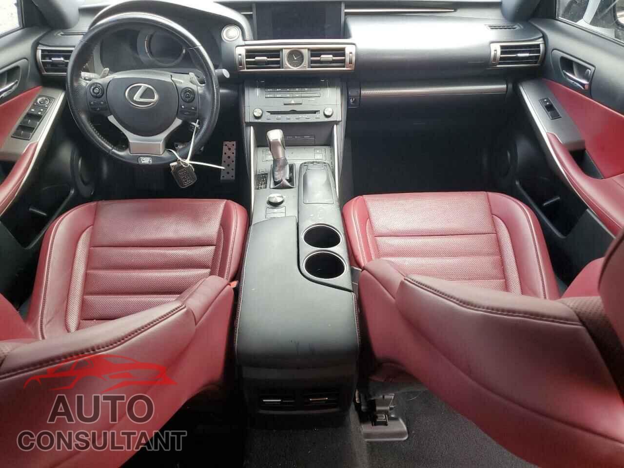 LEXUS IS 2016 - JTHBA1D2XG5032067