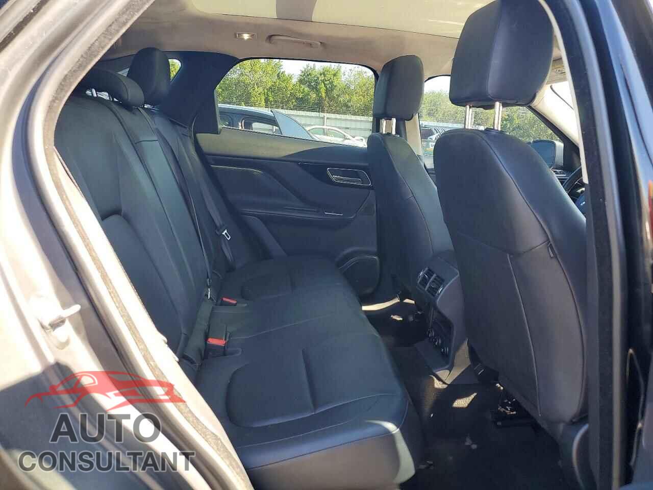 JAGUAR F-PACE 2019 - SADCS2FX2KA602018