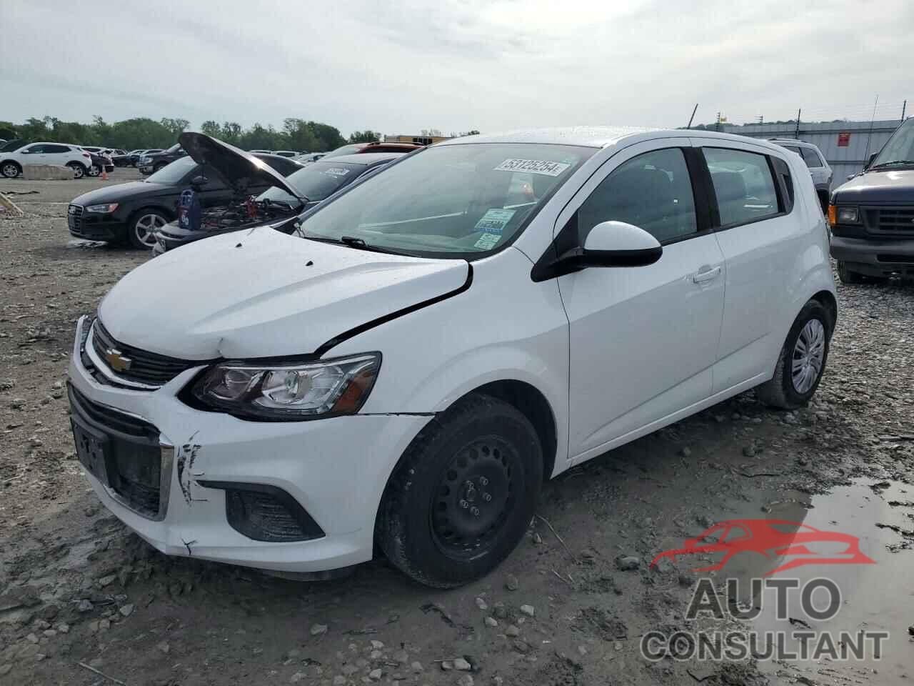 CHEVROLET SONIC 2017 - 1G1JG6SH5H4172821