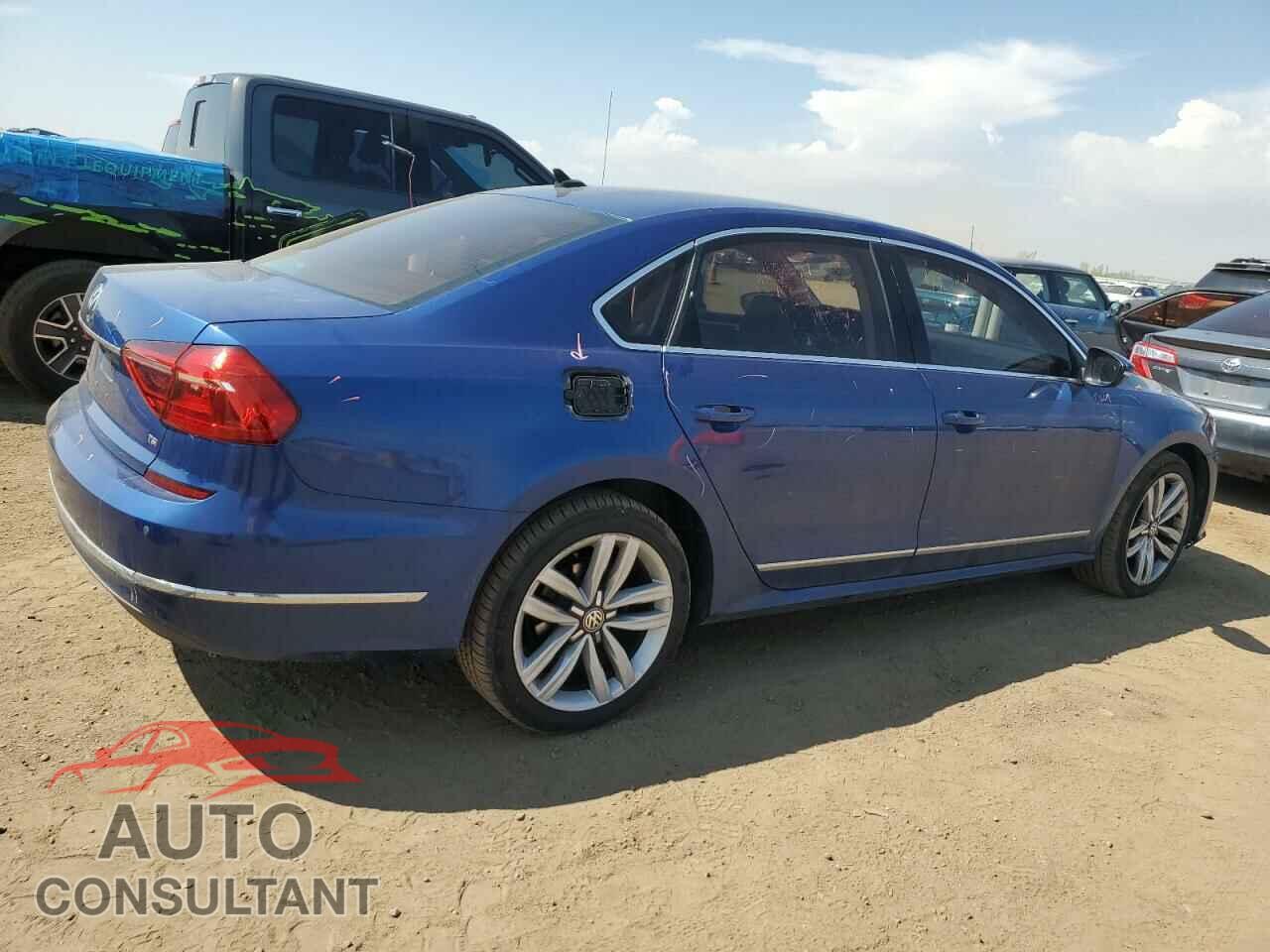VOLKSWAGEN PASSAT 2017 - 1VWGT7A38HC054466