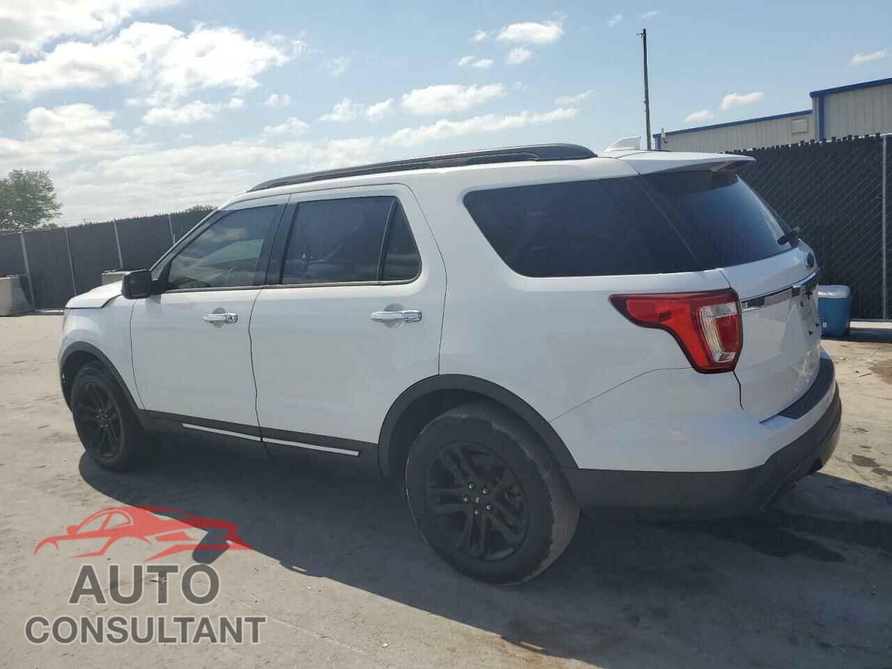 FORD EXPLORER 2017 - 1FM5K7BH0HGE40763