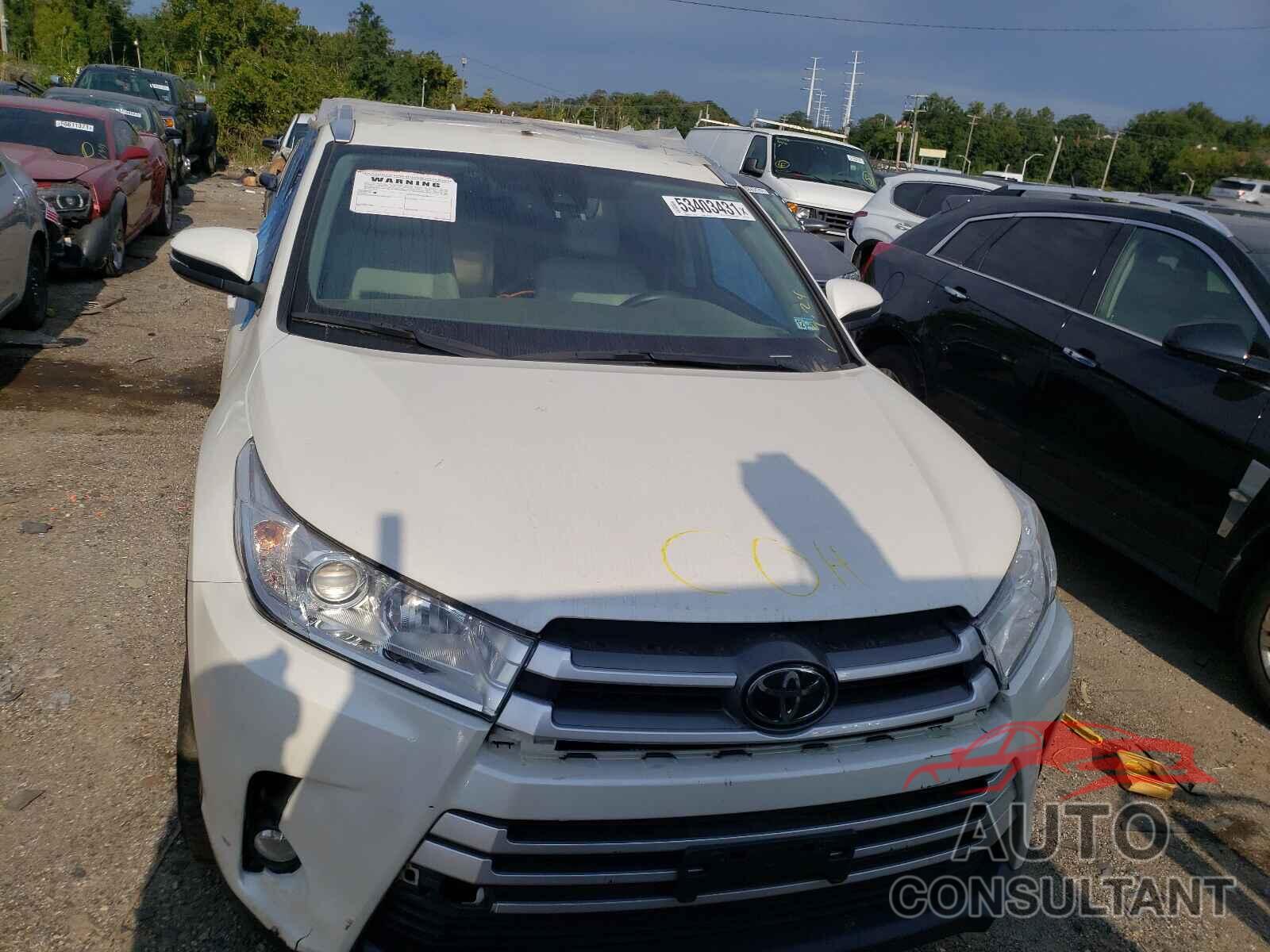TOYOTA HIGHLANDER 2019 - 5TDJZRFH1KS575641