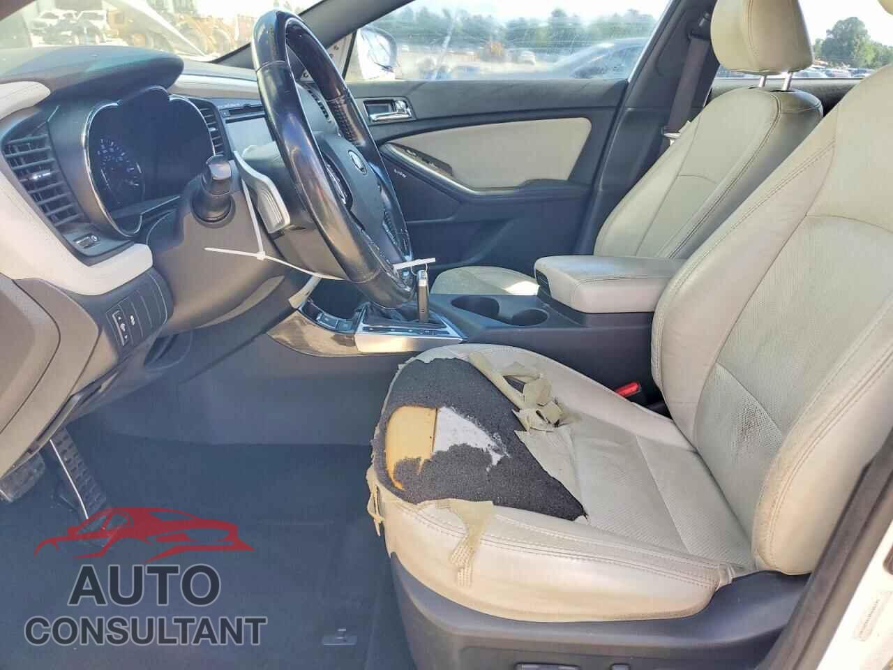 KIA OPTIMA 2013 - 5XXGR4A67DG201817