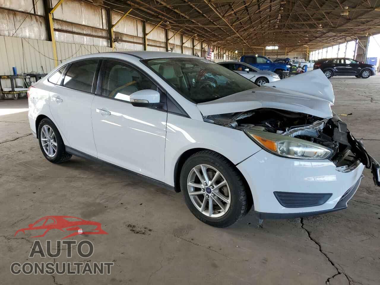 FORD FOCUS 2015 - 1FADP3F26FL232137