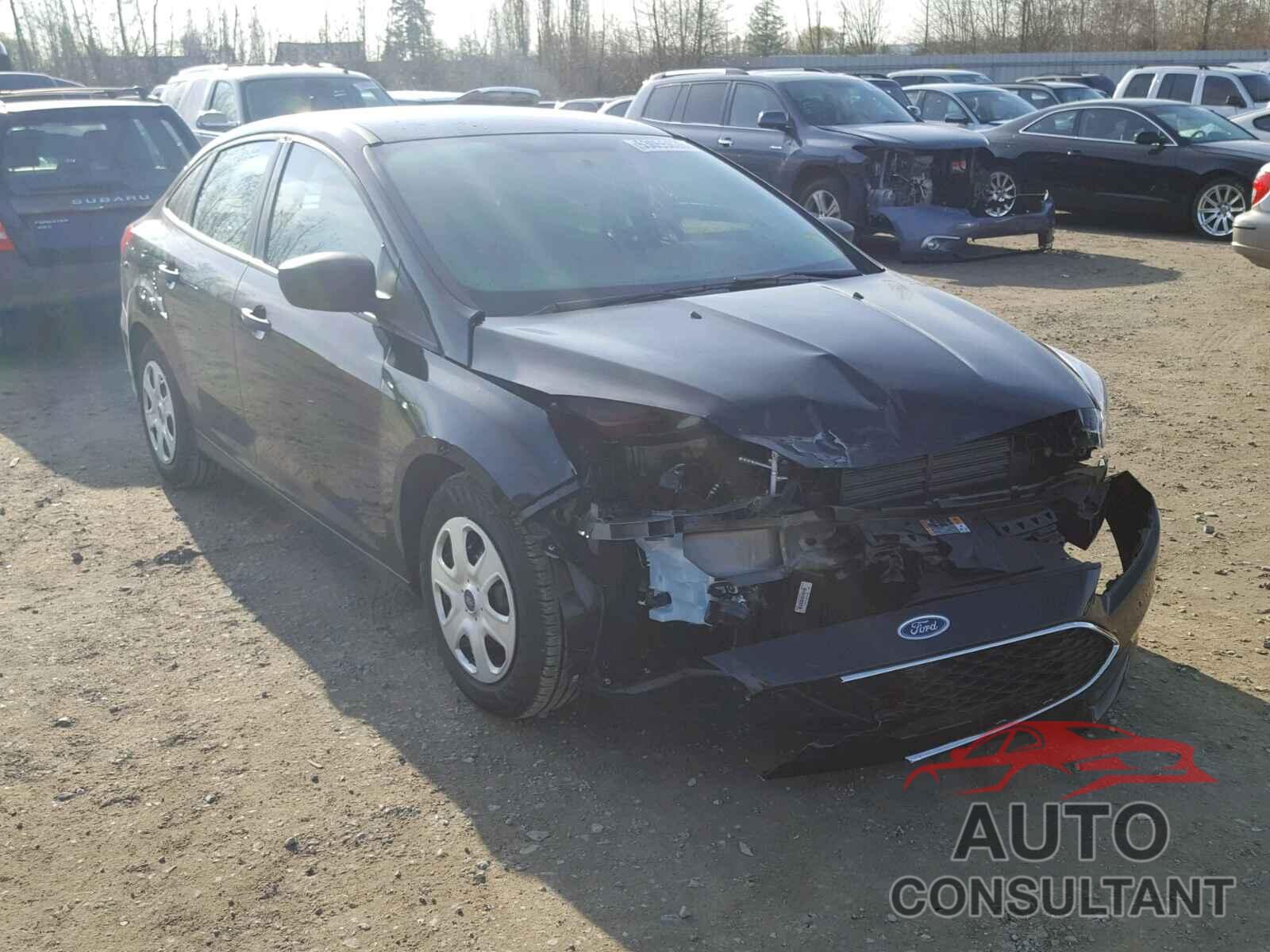 FORD FOCUS 2018 - 1FADP3E26JL313892