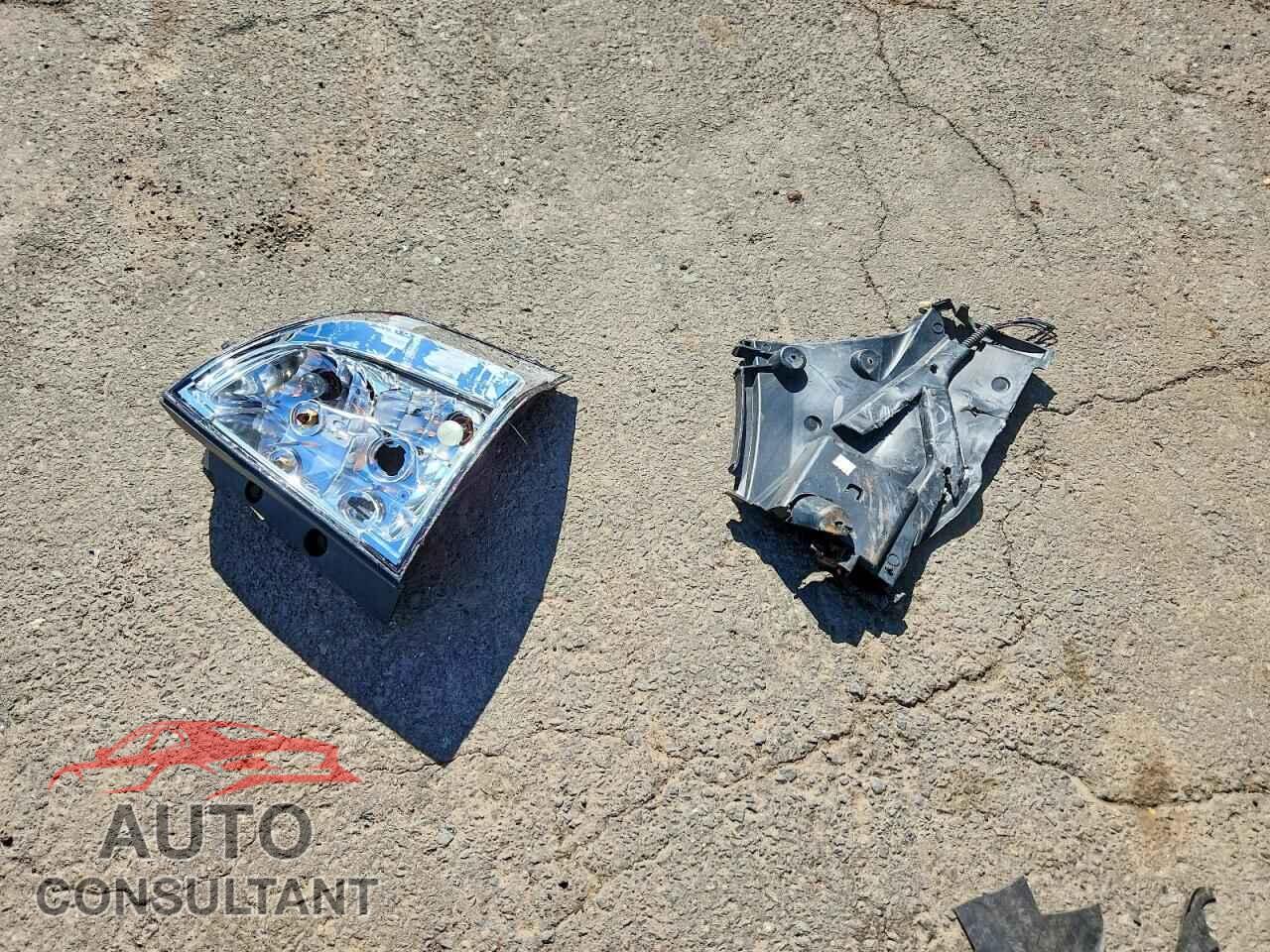 FORD EDGE 2011 - 2FMDK4KC9BBB20113
