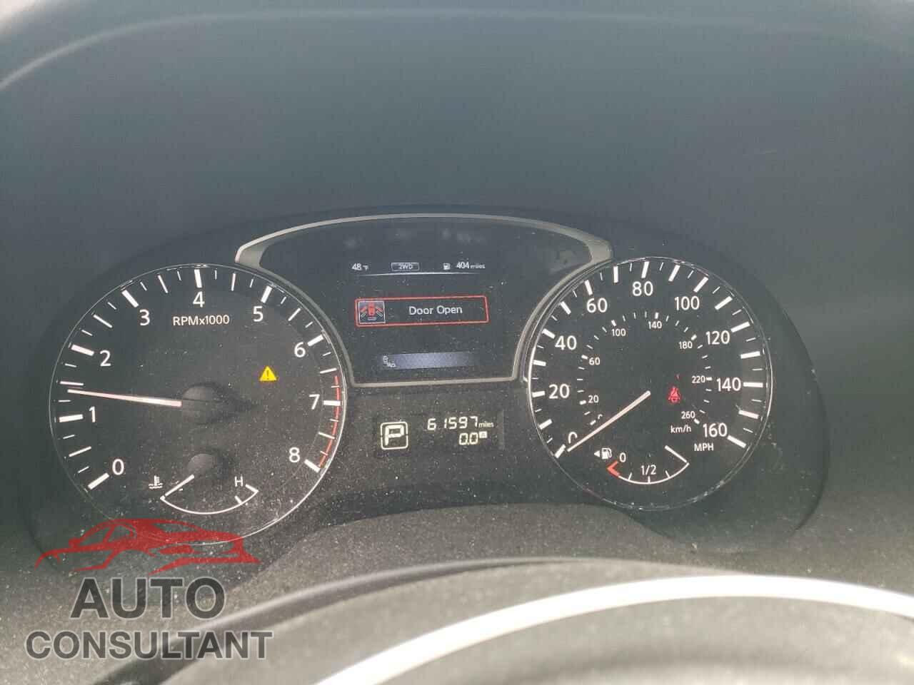 NISSAN PATHFINDER 2015 - 5N1AR2MM7FC608068
